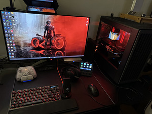 ASUS ROG Swift OLED PG32UCDM 32" + кронштейн для монитора ROG Ergo (AAS (2 фото из 9)
