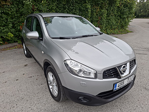 Nissan Qashqai 2.0 104kW (4 foto / 14)