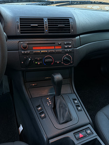 BMW 318i 2.0 105КВТ (11 фото из 15)