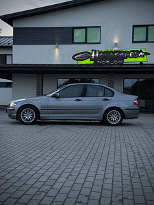 BMW 318i 2.0 105КВТ (1 фото из 15)