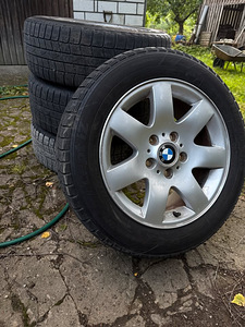 BMW 318i 2.0 105КВТ (15 фото из 15)
