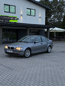 BMW 318i 2.0 105КВТ (3 фото из 15)