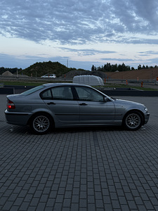 BMW 318i 2.0 105КВТ (8 фото из 15)