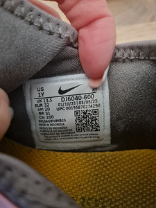 Кроссовки Nike, размер 32 (3 фото из 3)