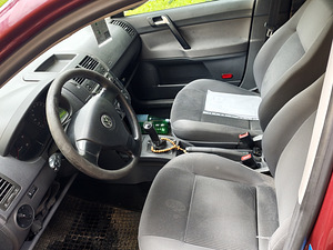 Volkswagen Polo (5 фото из 6)