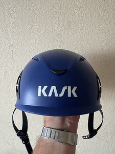 Шлем (2 фото из 2)
