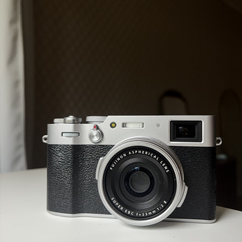 Fujifilm X100V (в отличном состоянии, 14 тыс. срабатываний затвора)