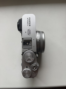 Fujifilm X100V (в отличном состоянии, 14 тыс. срабатываний затвора) (3 фото из 10)