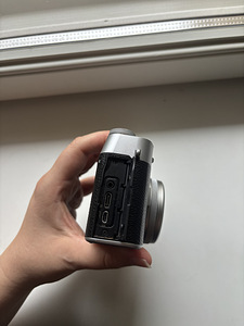 Fujifilm X100V (в отличном состоянии, 14 тыс. срабатываний затвора) (6 фото из 10)