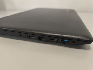 Ноутбук Lenovo (4 фото из 4)