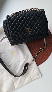 Сумка через плечо Guess (10 фото из 10)