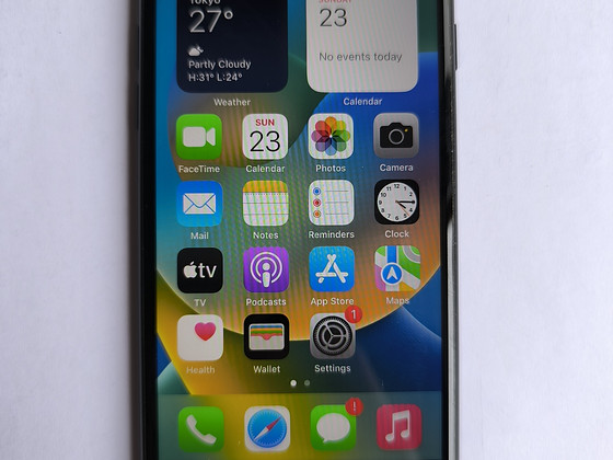 iPhone SE (2022)