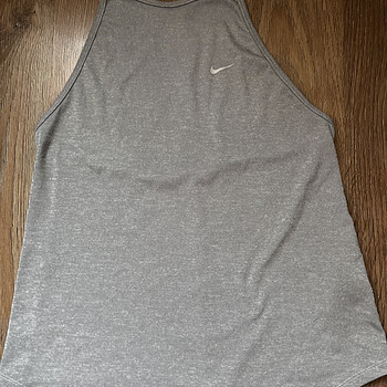 NIKE Top new M
