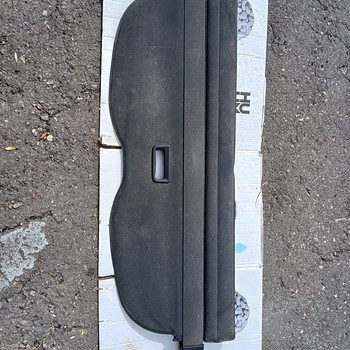 8D98635538RZ AUDI A4 B6 Шторка багажника 2001 2005