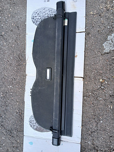 8D98635538RZ AUDI A4 B6 Шторка багажника 2001 2005 (2 фото из 3)