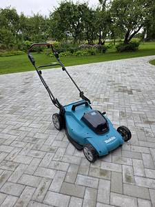 Аккумуляторная газонокосилка Makita DLM538 (1 фото из 6)