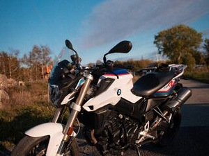 BMW F 800 R (6 фото из 6)