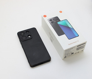 Телефон Redmi note 13 256gb 8GB RAM (3 фото из 3)
