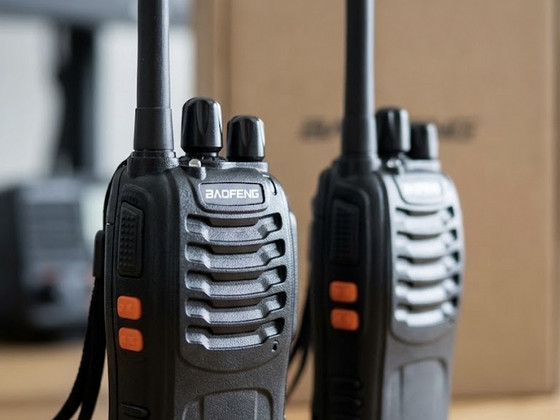 Raadiosaatjad Baofeng BF-888S (2 tk) — komplekt