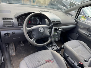 Volkswagen sharan (4 фото из 4)