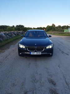 BMW 730d f01 (2 фото из 10)