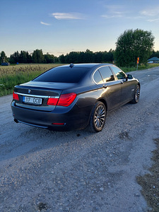 BMW 730d f01 (4 фото из 10)