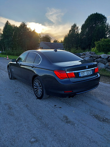 BMW 730d f01 (6 фото из 10)