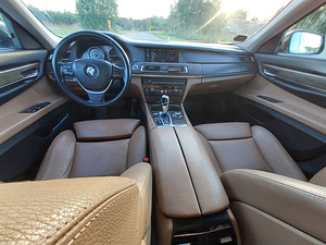 BMW 730d f01 (9 фото из 10)