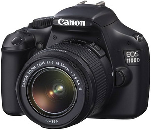 Цифровая зеркальная камера Canon EOS 1100D EF-S 18-55 III Kit, в очень хорошем с... (1 фото из 9)