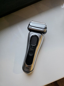 Braun Series 9 Pro+ Wet & Dry, 6-ühes SmartCare keskus (4 foto / 5)