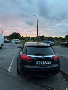 Opel Insignia 2.0 CDTI (3 фото из 8)