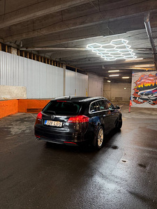 Opel Insignia 2.0 CDTI Sports tourer CDTI (3 фото из 9)
