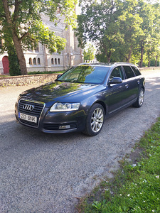 Audi A6 2.7 дизель, автомат, 2010 г. (1 фото из 12)