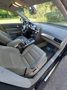 Audi A6 2.7 дизель, автомат, 2010 г. (11 фото из 12)