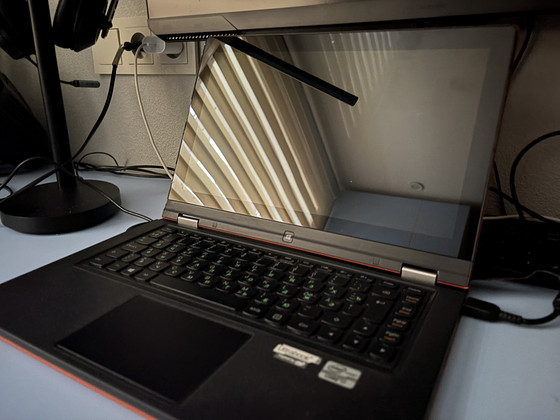 Lenovo Ideapad Yoga 13 + Зарядка