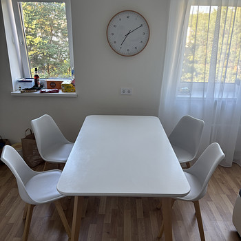 Söögilaua komplekt