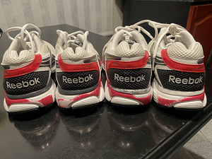 Кроссовки Reebok (4 фото из 4)