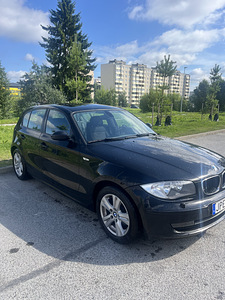 BMW 118d (1 фото из 6)