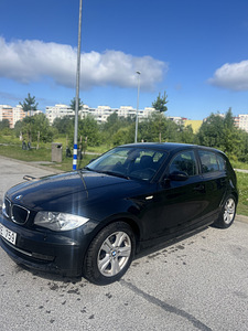 BMW 118d (4 фото из 6)
