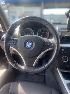 BMW 118d (3 фото из 6)