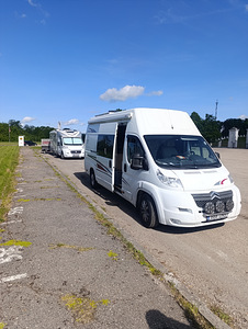 Matkaauto Citroen Jumper (1 foto / 5)