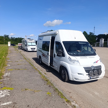 Matkaauto Citroen Jumper