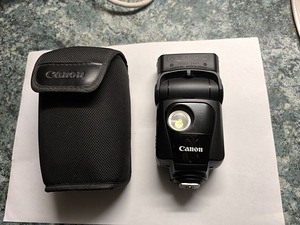 Canon Speedlite 320EX (4 фото из 4)