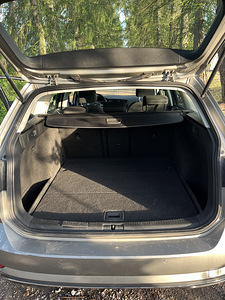 Volkswagen Golf Highline TDI (5 фото из 9)
