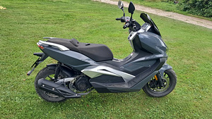 Скутер adour 50cc (1 фото из 6)