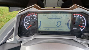 Скутер adour 50cc (6 фото из 6)