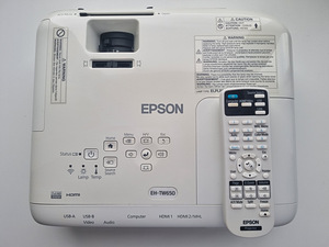 Проектор Epson EH-TW650 (2 фото из 3)