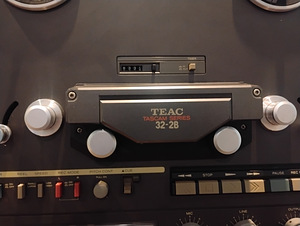 TEAC TASCAM 32-2B (7 фото из 10)