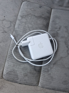 Macb2ook air M1 2021 (4 foto / 4)