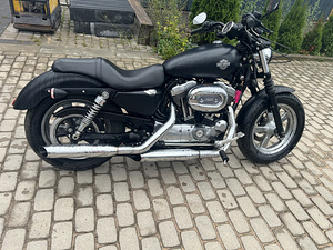 Harley Davidson Sportster 1200 custom (1 foto / 8)